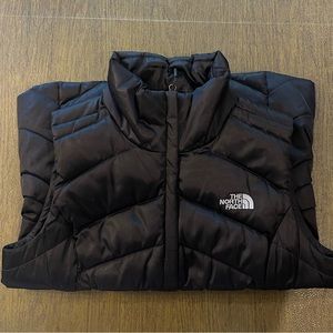 The North Face vest size S